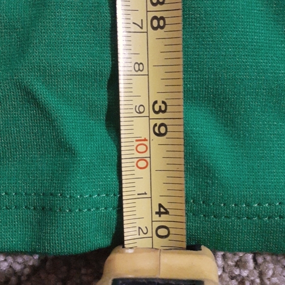 Hi-Split 2 Piece Skirt Set | XL | Kelly Green - Picture 7 of 7